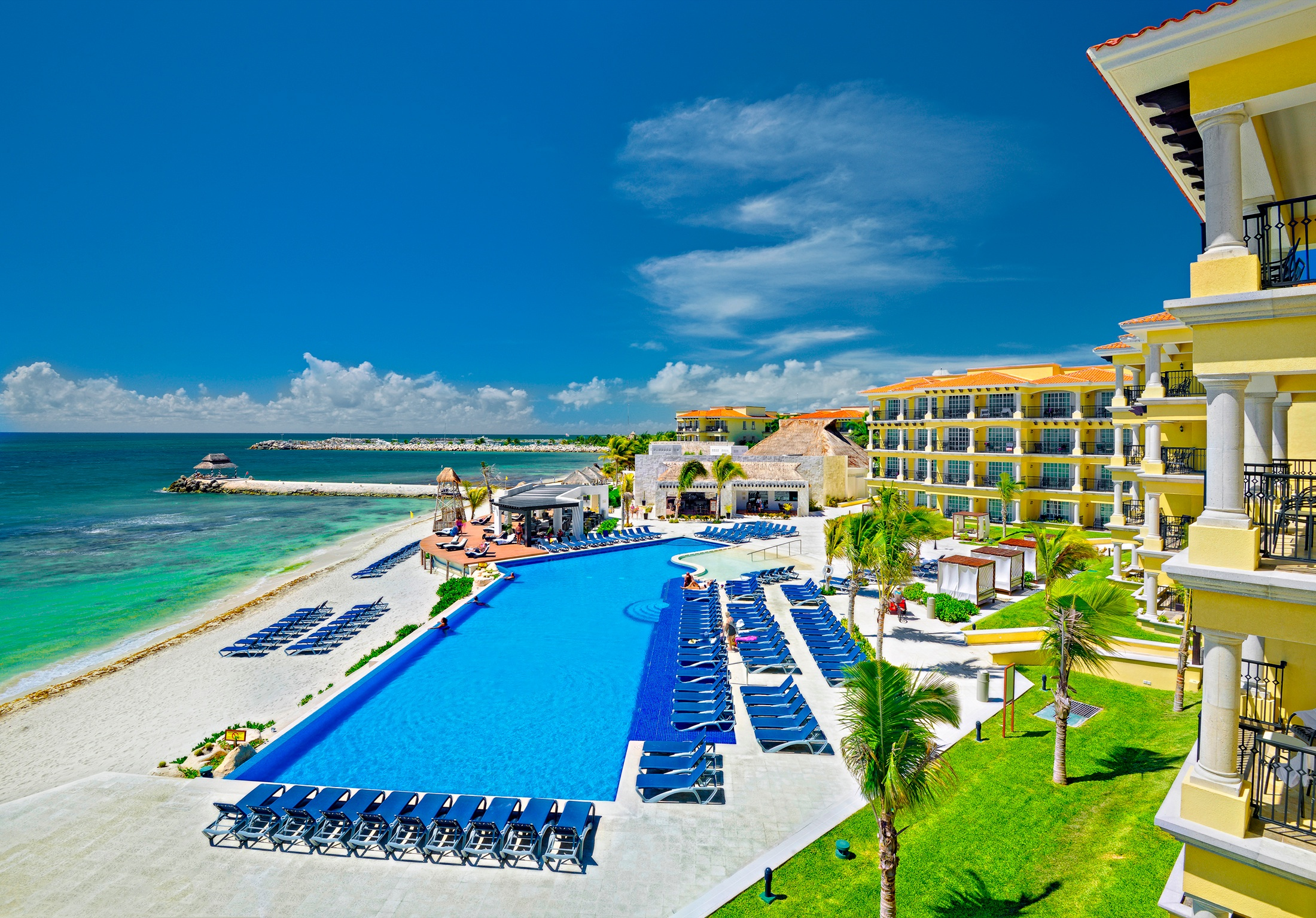 Hotel Marina El Cid Spa &amp; Beach Resort