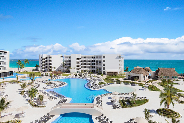 Ventus Ocean & Pool View